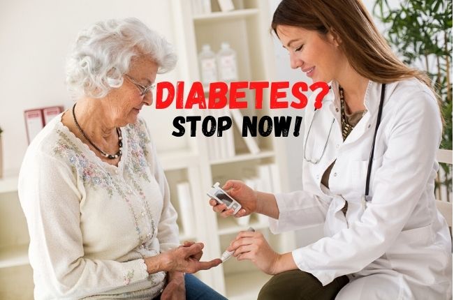an elderly testing her blood glucose